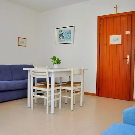 Seafront View In Bibione-beahost Daire *