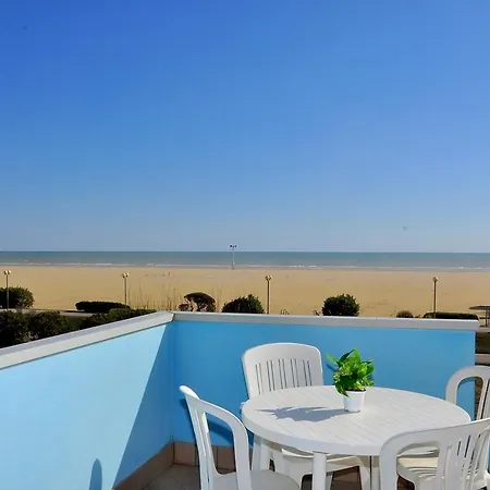 Seafront View In Bibione-beahost Daire *