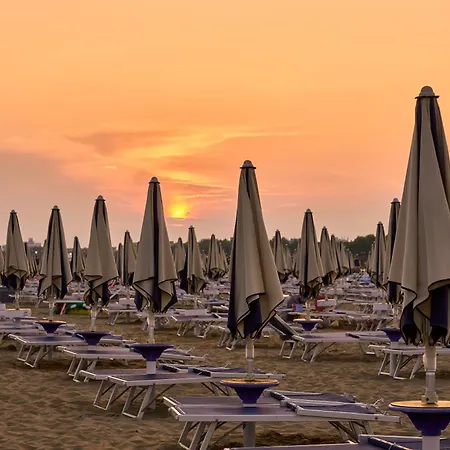 Apartment Seafront View In - Beahost Bibione